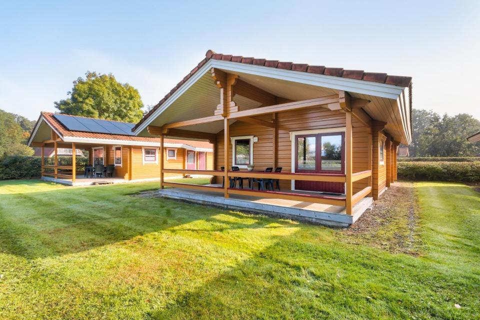 Lupine Lodge Gramsbergen Exterior photo